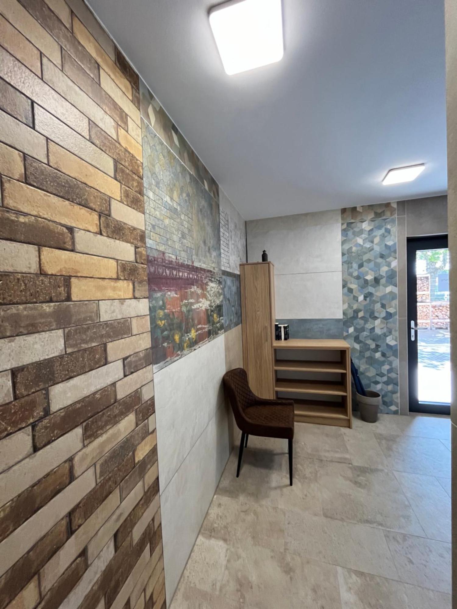 Huebner Apartment *
